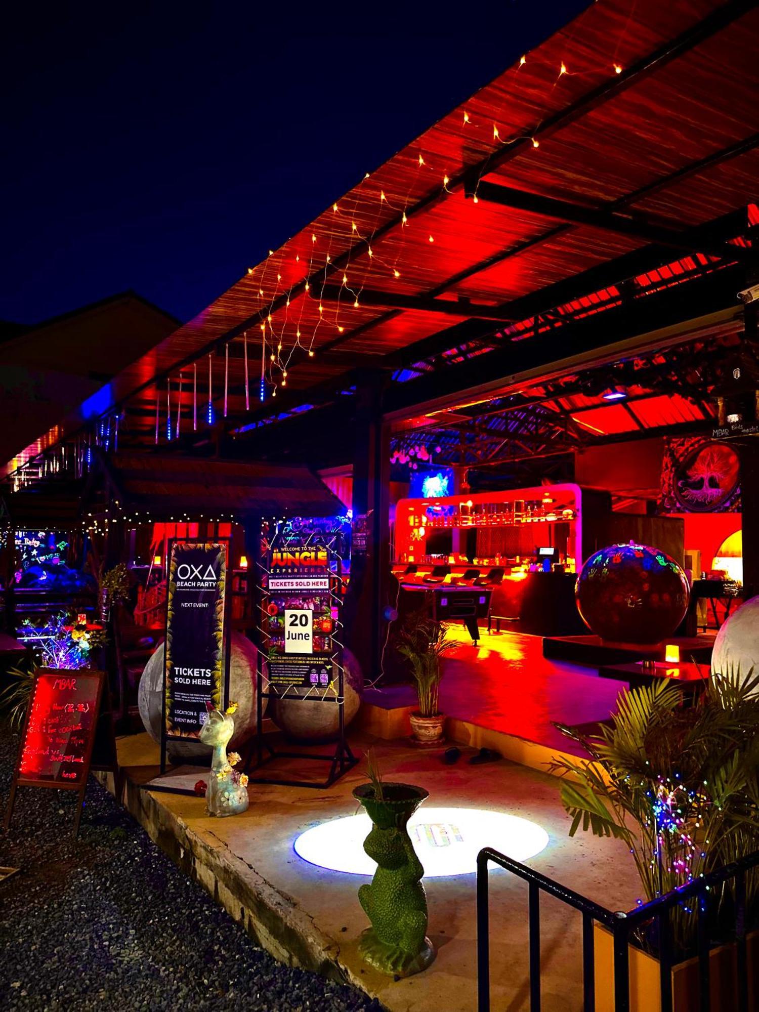 Mbar Hostel ハード・リン エクステリア 写真